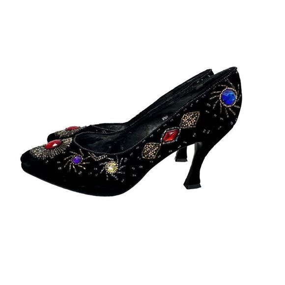 Caparros Vintage Jeweled Velvet Heels Limited Edition BNWOT - Picture 1 of 13